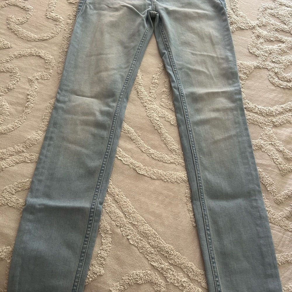 Lot of 2 skinny jeans sz. 27 - Kendall & Kylie and Hollister!